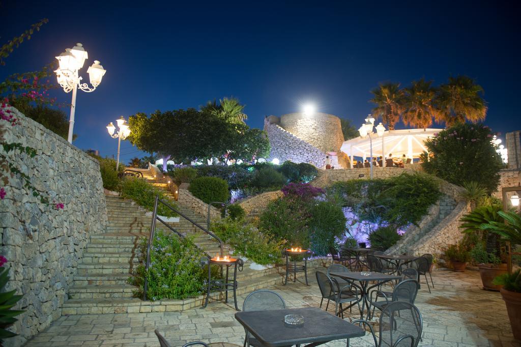 Hotel Ristorante Panoramico Castro  Bagian luar foto