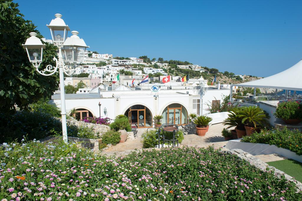 Hotel Ristorante Panoramico Castro  Bagian luar foto